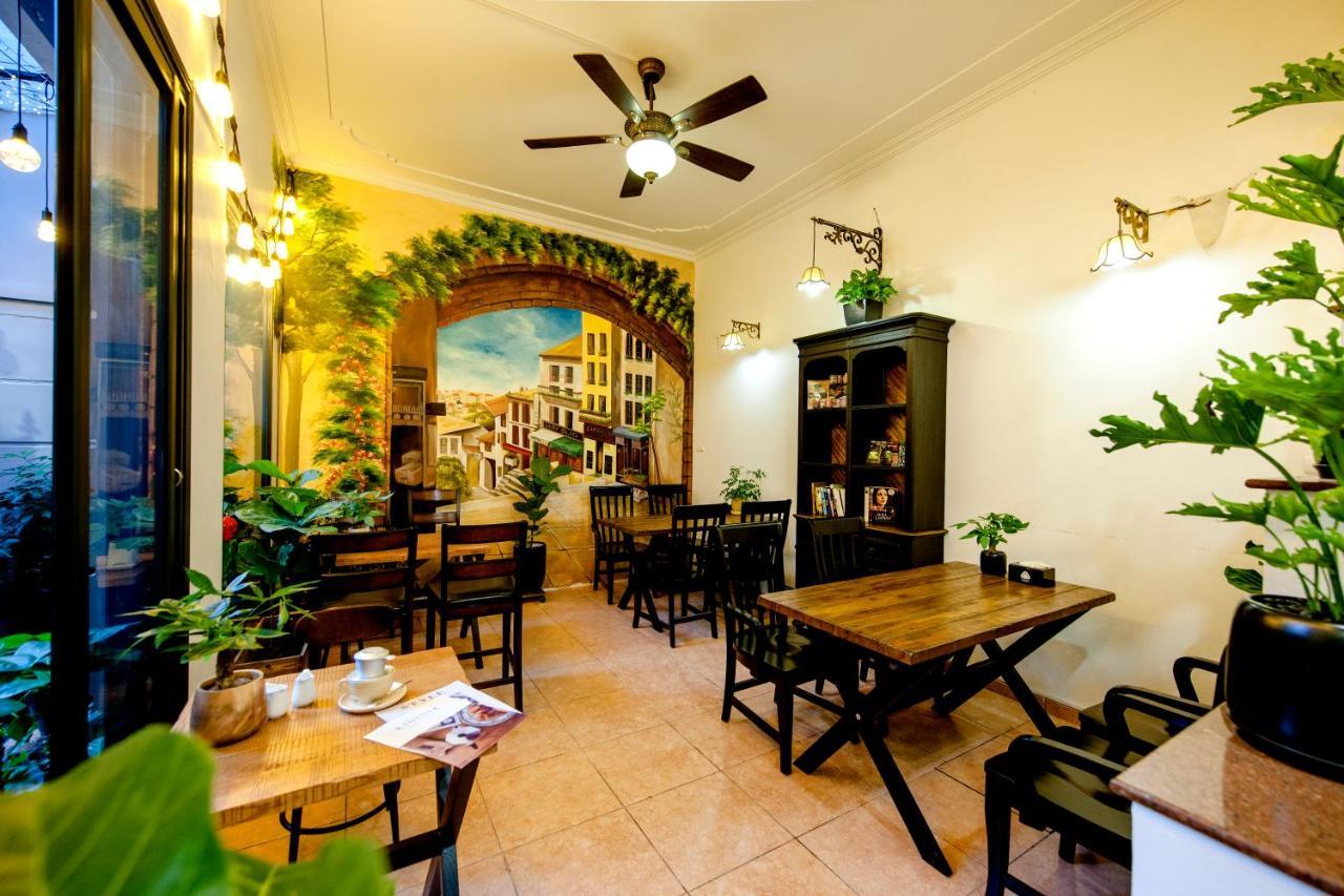 Ladybug Boutique Villa Hanoi Exterior photo