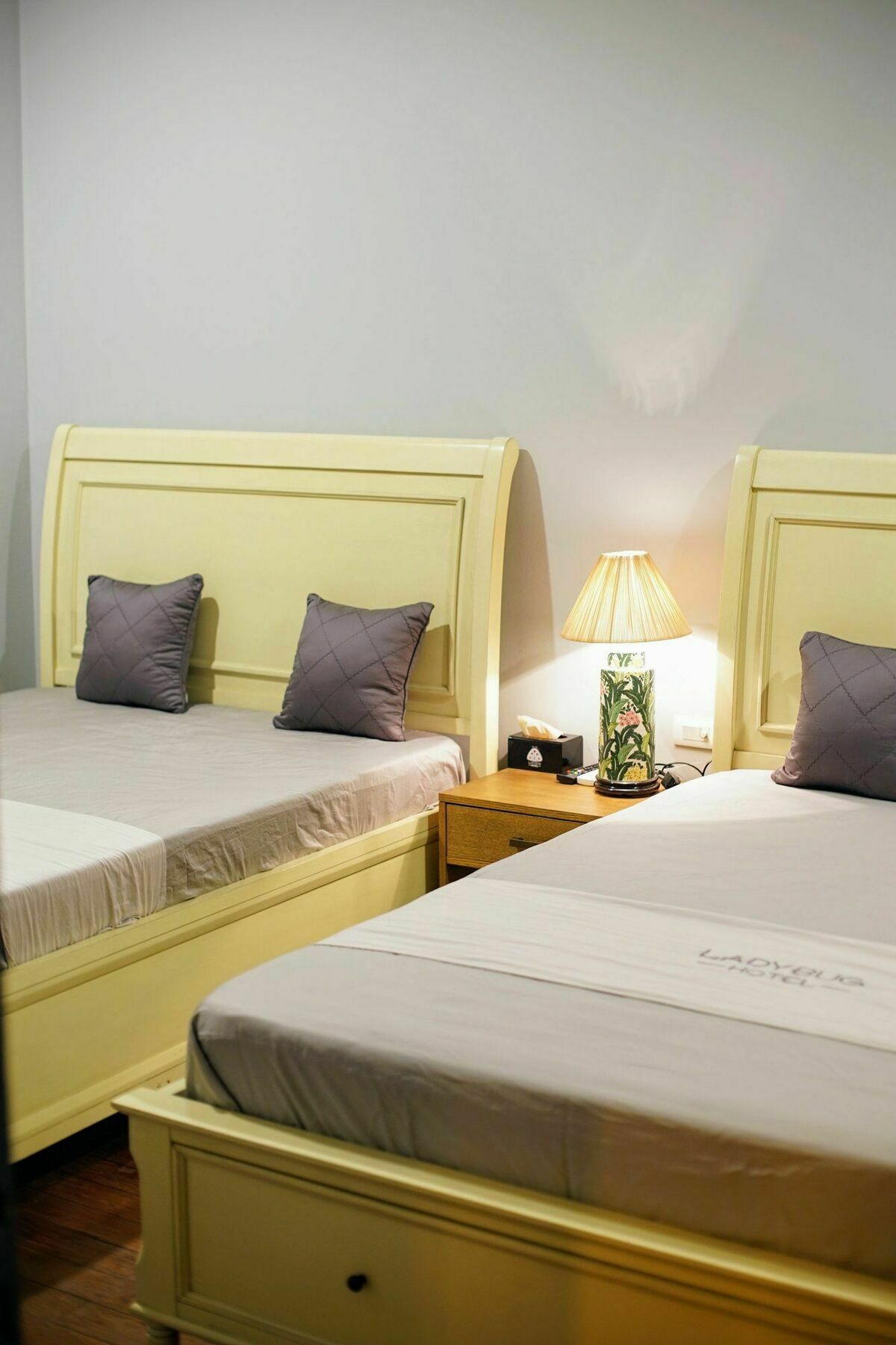 Ladybug Boutique Villa Hanoi Exterior photo